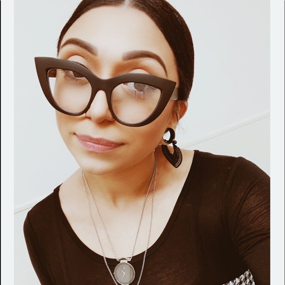 Meet your Posher, Lilybeth - Picture 3 of 3